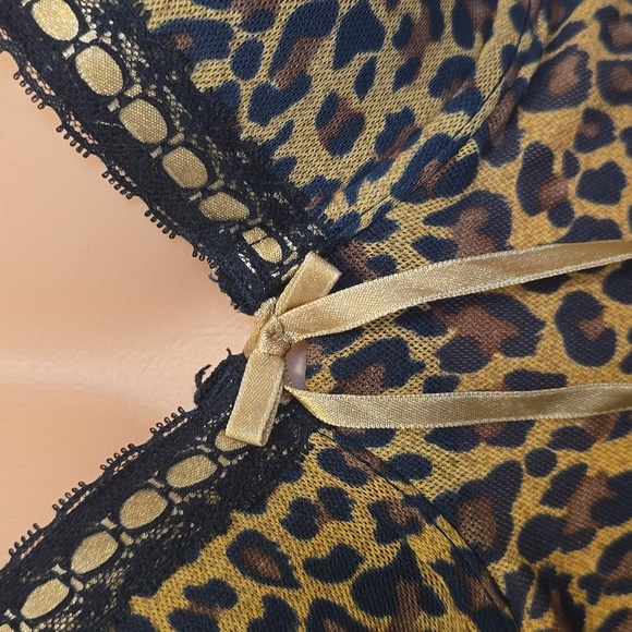WOMEN'S VINTAGE LINGERIE IN LEOPARD PRINT - Picture 2 of 4